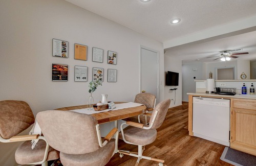 Silverado Ranch House | Bright & Clean Las Vegas House