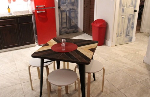 Tallahassee House | Bright, cozy and modern home 8 minutes to FSU.