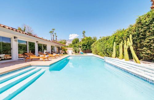 Palm Springs House | Bright Desert Villa w Pool Jacuzzi &Mountain Views