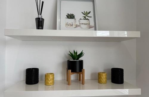 South Camberwell Apartment | Bright East Dulwich Apartment