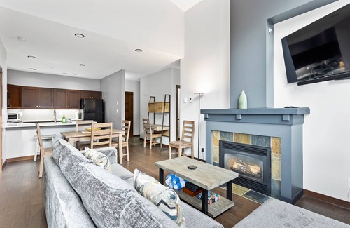 Sun Peaks Condo | Bright, Elegant, Peaceful Ski In/Out Condo