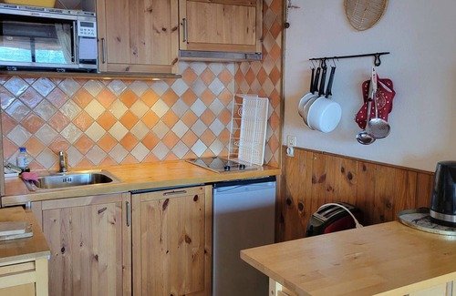 Saint-Michel-de-Chaillol Apartment | Bright apartment 6 pers, pets allowed, south balcony, ski-in/ski-out