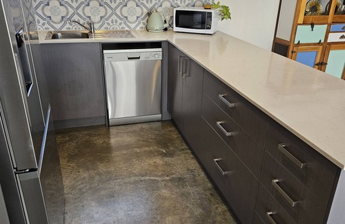 Quedjinup House | Bright happy home suitable for two couples or upgrade to five guests.n