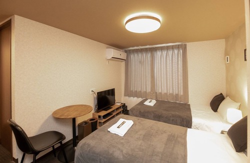 Higashiyama Hotel | Bright Hotel Shimizu Deluxe Twin with washi/Higashiyama-ku Kyoto Kyōto