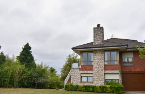 Somo Villa | Bright house close to the beach of Somo and Langre.