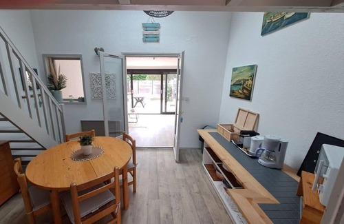 Camiers House | Bright house with terrace and garden