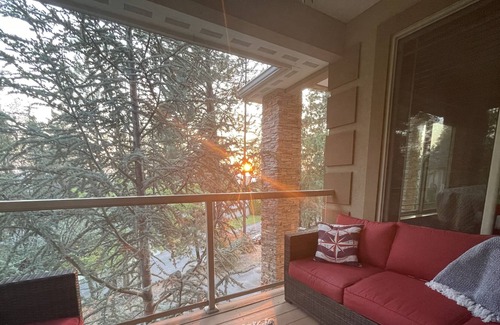 Spokane House | Bright Indian Trail 4 BR, home away from home