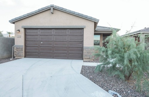 Laveen Village House | Bright & Inviting 3-Bedroom Home in Laveen – Comfort Awaits!