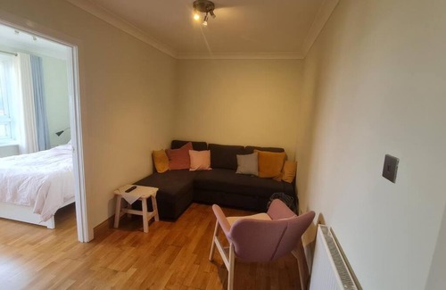North Finchley Apartment | Bright & Lovely & apartment
