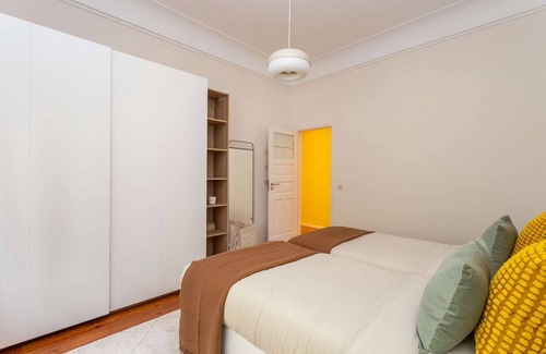 Alto do Pina Apartment | Bright Lovely Room | Shared Apartment