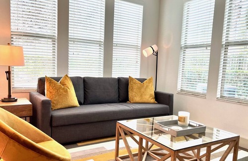 Tampa Apartment | Bright Modern 1BR/NewFurnish/ Pool/near D'twn !