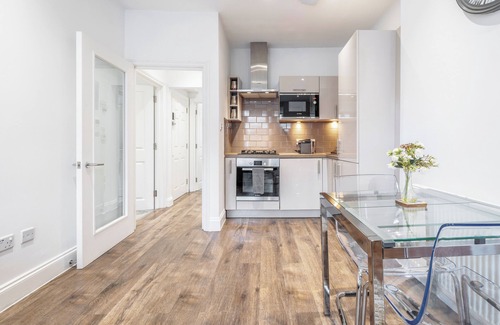 Colville Apartment | Bright & Modern 2-Bed Portobello Notting Hill