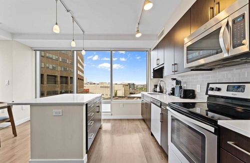 Downtown Boston Apartment | Bright Modern 2BR 2BA unit in downtown Boston