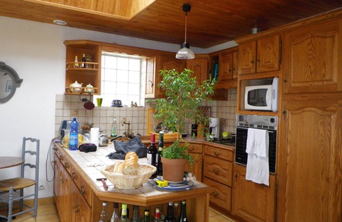 Crozon House | Bright, modern house overlooking the sea and 200m from the beach.