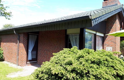 Tossens House | Bright, modern vacation home. Arrive and feel at home!