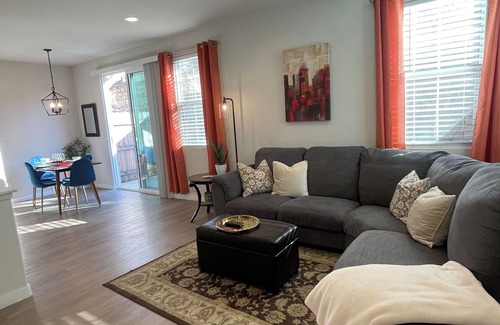 Santa Maria House | Bright Newly Built Home with Patio