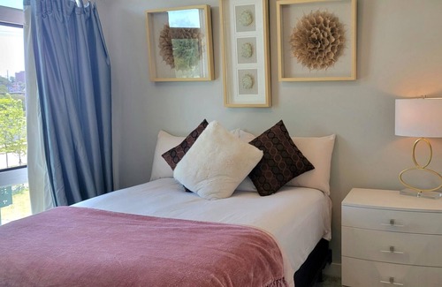 Dundee-Happy Hollow Historic District Condo | Bright, Open Midtown Luxe Penthouse Apartment Retreat w/Private Balcony