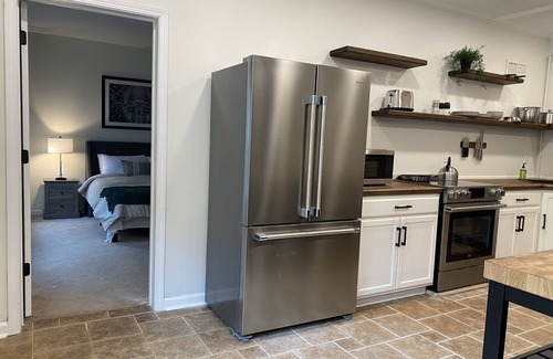 Sharpsburg House | Bright, Open, Stylish Space, Near Trilith Studios