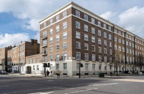 Bryanston and Dorset Square Apartment | Bright & Spacious 2-Bedroom Apartment in Marylebone, London