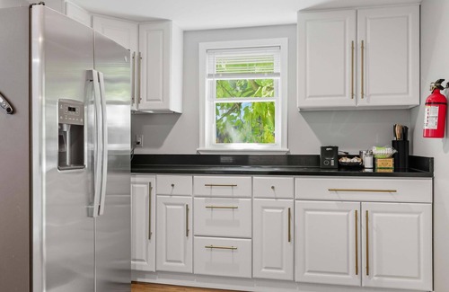 Mount Rainier Apartment | Bright & Spacious 3BR Cottage Minutes to DC