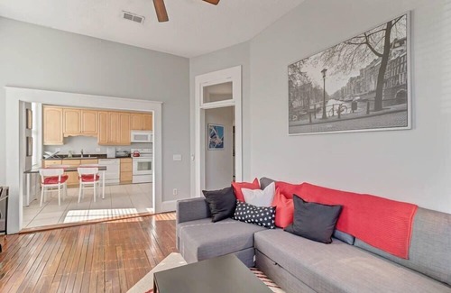 Springfield Apartment | Bright & spacious apt - very pet friendly!