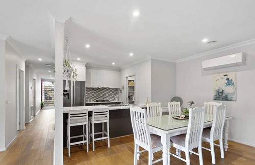 Point Cook House | Bright, Spacious Point Cook Home