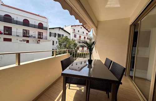 Hendaye Apartment | Bright studio in Hendaye, near the beach