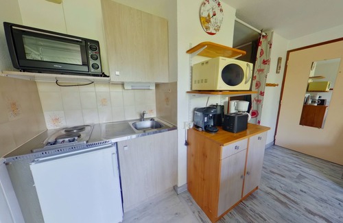 Les Rousses Apartment | Bright studio with loggia and parking in Les Rousses