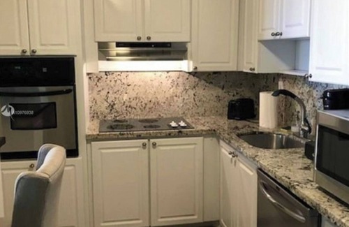 Sunny Isles Beach Condo | Bright/Stylish 2 BR Condo Stunning View Of Ocean