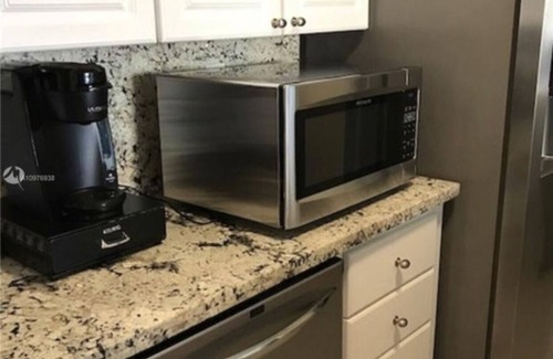 Sunny Isles Beach Condo | Bright/Stylish 2 BR Condo Stunning View Of Ocean