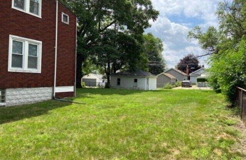 Ferndale Apartment | Bright & Stylish Ferndale 2BR Bungalow! Welcome!