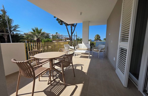 Municipio 5 Apartment | Bright suite with covered terrace and sea view, Santo Spirito area