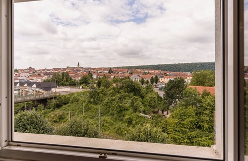 Juf Apartment | Bright T4 73m² Jœuf- modern style, uncluttered, comfortable, spacious, pets allowed