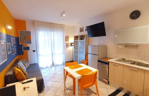 Forli Apartment | Bright two-room apartment with garage and lift between the station and the cente