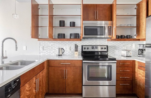 Uptown Apartment | Bright Uptown 1BR w/ W/D, Pool & Gym, walk to Coors Field, by Blueground
