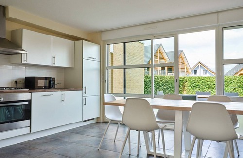 Berck-sur-Mer Villa | Bright Villa in Berck-sur-Mer