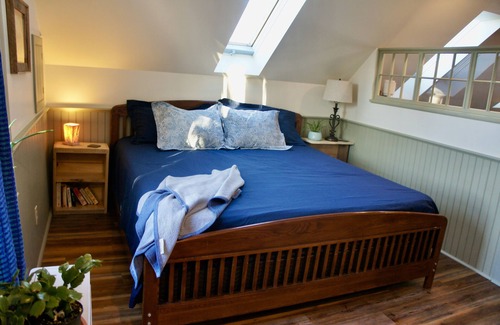 Union Apartment | Bright Village Studio apartment in Mid-Coast Maine