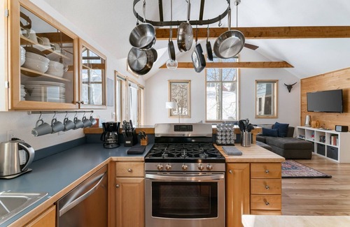 Crested Butte House | Bright w/High Ceilings & Deck - 2 Blocks from Elk in Quiet Corner of Town w/EV!