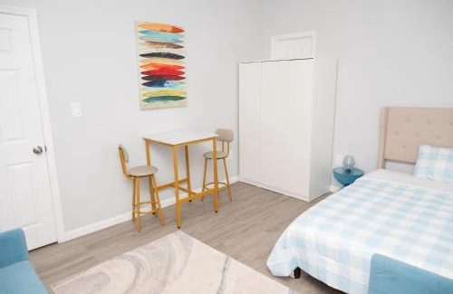 Brighton Beach House | Brighton Beach Retreat Blue30