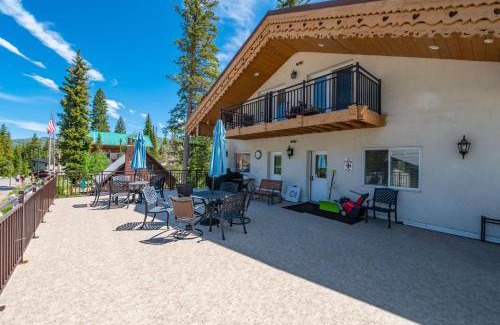Salt Lake Mountain Resorts Ski Chalet | Brighton Chalet Utah Entire 9 Bedroom House