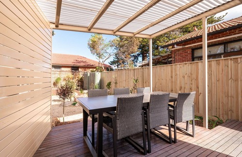 St. Kilda East House | Brightside Belle - St Kilda East
