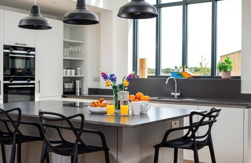Holworth House | Brightside (SV35) Silverlake, Dorset