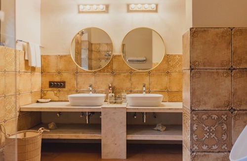 Loutolim Hotel | Brij Casa Susegad, Goa - An Indo-Portuguese Villa