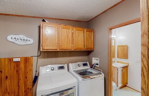 Sturgis House | Brilliant home with mountain view, sauna, hot tub, wood stove, pool table