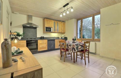 Le Tiercent House | Brimenel