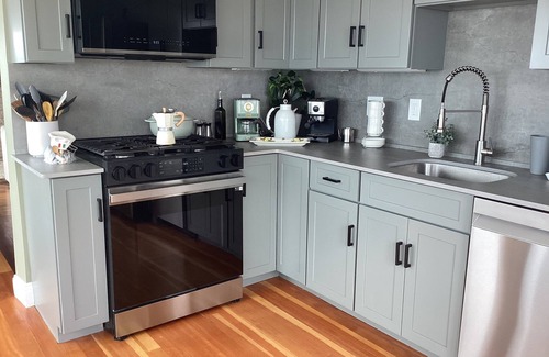 Quincy House | Brinsley on the Bay