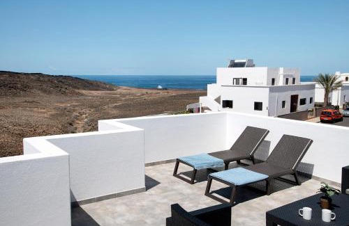 La Santa House | Brisa 3