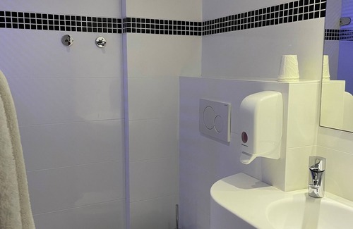 Marvejols Hotel | Brit Hotel Confort Marvejols