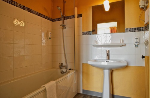 Courtoisville-Sillon-Moka Hotel | Brit Hotel Le Surcouf