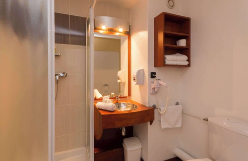 Cesson-Sevigne Hotel | Brit Hotel Rennes Cesson - Le Floréal